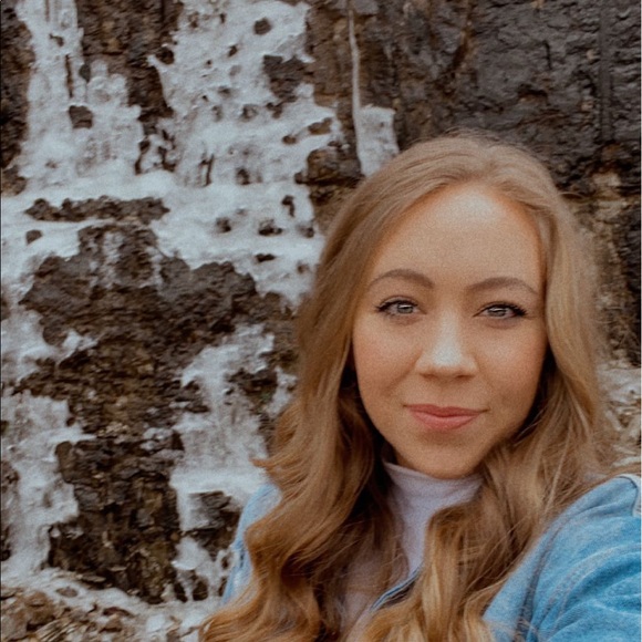 Meet your Posher, Kimberlin - Picture 1 of 1